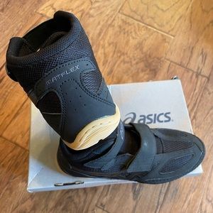 ASICS Matflex Wrestling shoes NIB youth sz 5 VELCRO